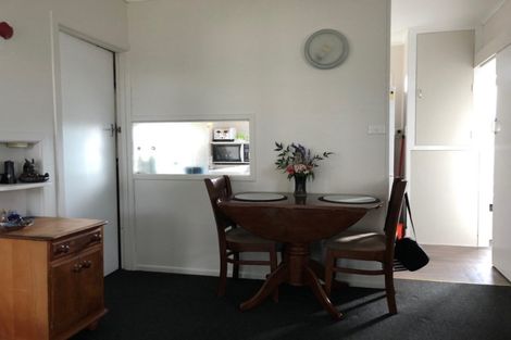 Photo of property in 2/7 Chapel Street, Papakura, 2110