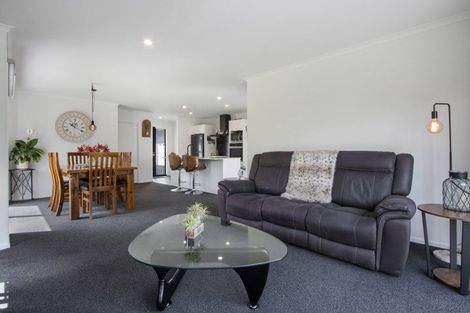Photo of property in 9 Mural Drive, Katikati, 3129