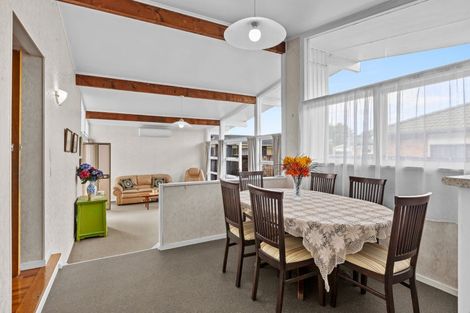 Photo of property in 5 Hatton Road, Orewa, 0931