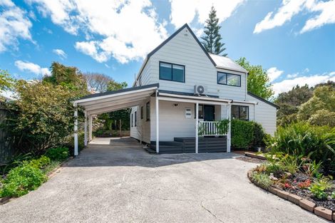 Photo of property in 8 Rhinevale Close, Henderson, Auckland, 0612