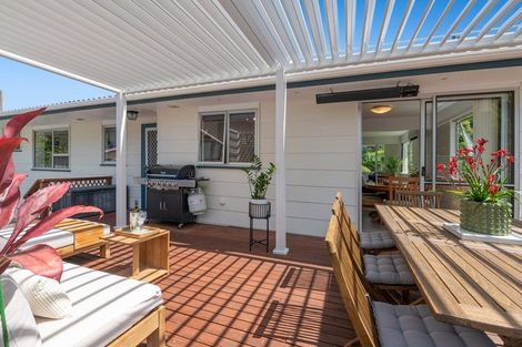 Photo of property in 1/63 Salamanca Road, Sunnynook, Auckland, 0620