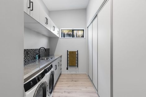 Photo of property in 13 Redmund Spur Road, Kennedys Bush, Christchurch, 8025