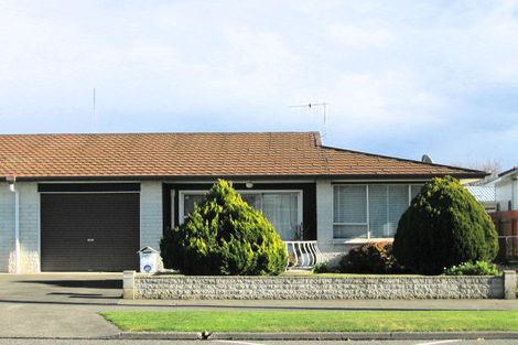 Photo of property in 4/93 Riverbend Road, Onekawa, Napier, 4110