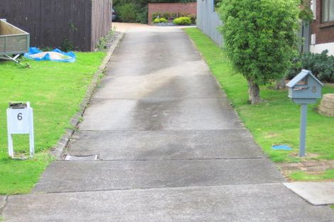 Photo of property in 8 Antilla Place, Half Moon Bay, Auckland, 2012