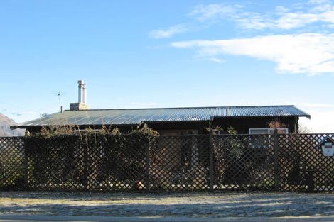 Photo of property in 77 Warren Street, Wanaka, 9305