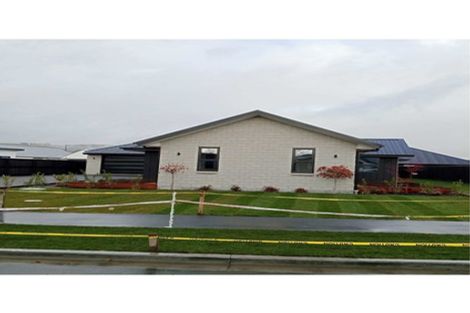 Photo of property in 5 Ferbane Way, Halswell, Christchurch, 8025
