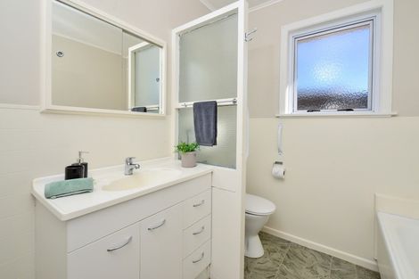 Photo of property in 14a Verel Street, Fairfield, Hamilton, 3214