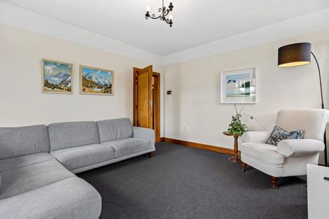 Photo of property in 84 Saint Martins Road, Saint Martins, Christchurch, 8022