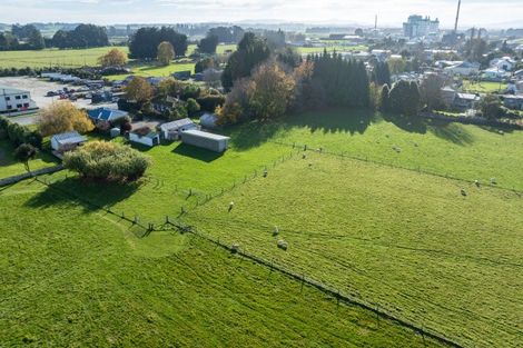 Photo of property in 93 Seaward Road, Edendale, 9825