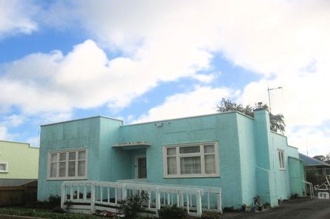 Photo of property in 33 Rewa Street, Takaro, Palmerston North, 4412