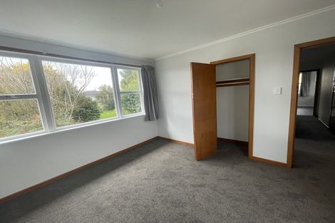 Photo of property in 12 Mawney Road, Henderson, Auckland, 0610