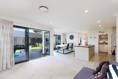 Photo of property in 16 Woolshed Drive, Stoke, Nelson, 7011