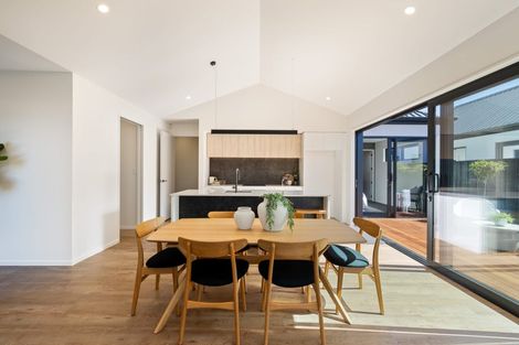 Photo of property in 120 Aorangi Road, Bryndwr, Christchurch, 8053