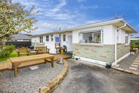 Photo of property in 12a Ebdentown Street, Ebdentown, Upper Hutt, 5018