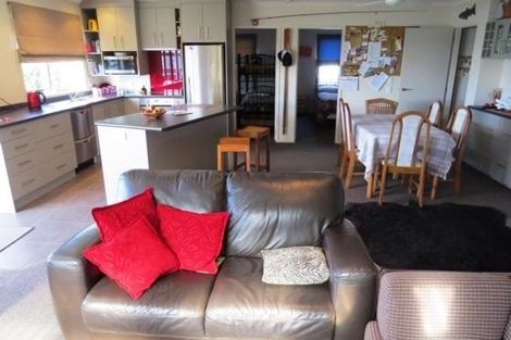 Photo of property in 2/20 Cherry Lane, Acacia Bay, Taupo, 3330