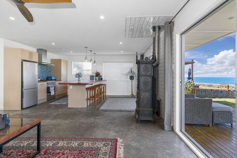 Photo of property in 1880 East Coast Road, Whakatiwai, Pokeno, 2473