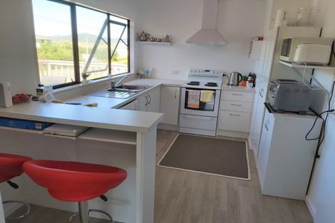 Photo of property in 43 Te Maika Road, Ngunguru, Whangarei, 0173