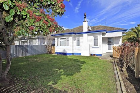 Photo of property in 223 Grove Road, Mayfair, Hastings, 4122