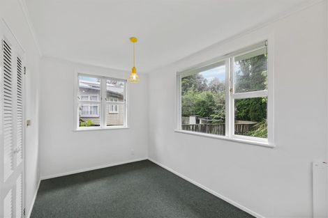 Photo of property in 79 Sunnynook Road, Forrest Hill, Auckland, 0620