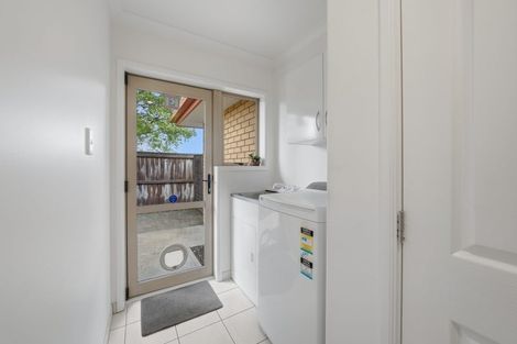 Photo of property in 50 Coolspring Way, Redwood, Christchurch, 8051