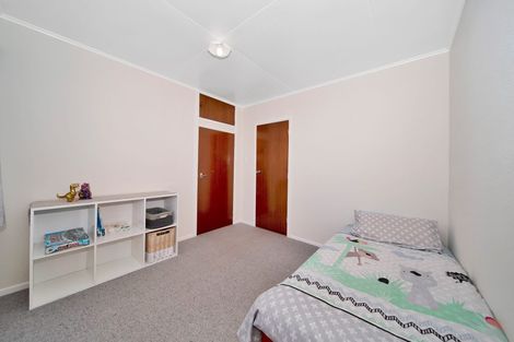 Photo of property in 28 Disraeli Street, Hawera, 4610