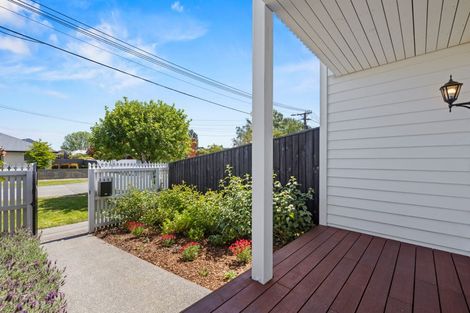 Photo of property in 2/42 Woodville Street, Edgeware, Christchurch, 8013