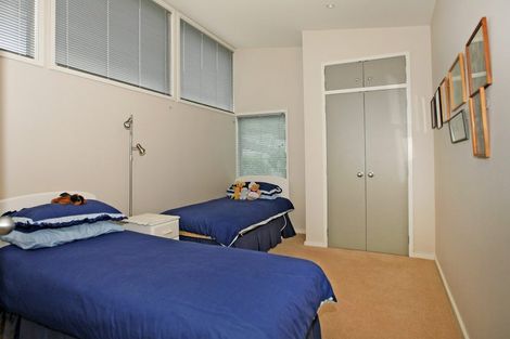 Photo of property in 36 Mantell Street, Seatoun, Wellington, 6022