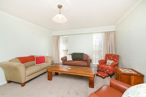Photo of property in 1a Lowestoft Place, West End, Palmerston North, 4412