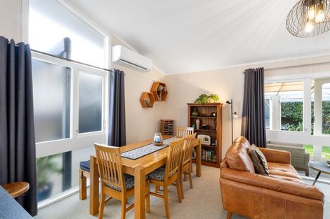 Photo of property in 37 Kent Street, Levin, 5510