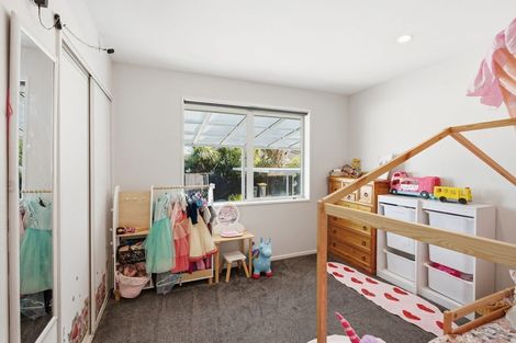 Photo of property in 58 Orrick Crescent, Avondale, Christchurch, 8061