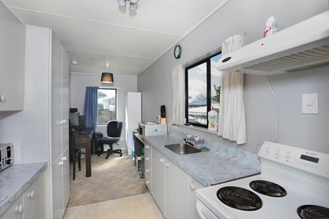 Photo of property in 21a Dahlstrom Grove, Kelvin Grove, Palmerston North, 4414