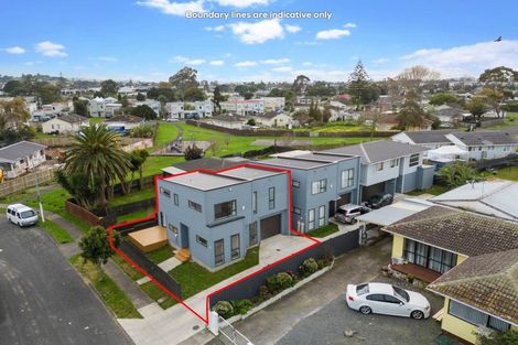 Photo of property in 52a Convair Crescent, Mangere, Auckland, 2022