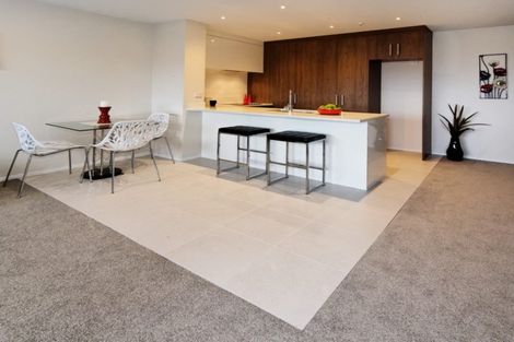 Photo of property in 86 Hobsonville Point Road, Hobsonville, Auckland, 0616