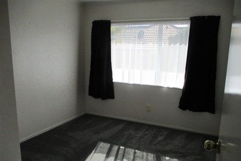 Photo of property in 2 Barraud Place, Pukehangi, Rotorua, 3015