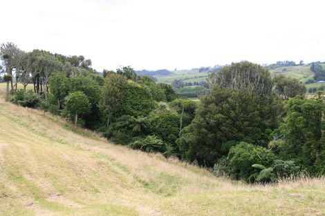 Photo of property in 862 Mountain Road, Waiongana, Inglewood, 4389