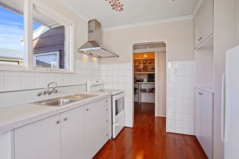 Photo of property in 15 Kilburn Street, Bishopdale, Christchurch, 8053