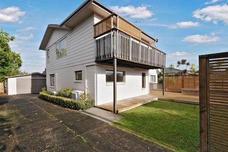 Photo of property in 9 Darren Crescent, Half Moon Bay, Auckland, 2012