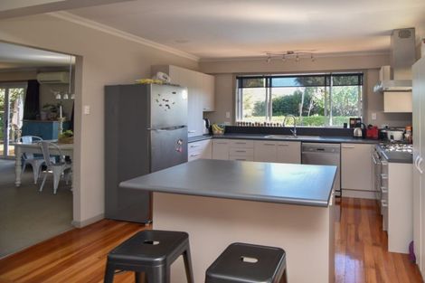 Photo of property in 23 Armstrong Avenue, Carterton, 5713