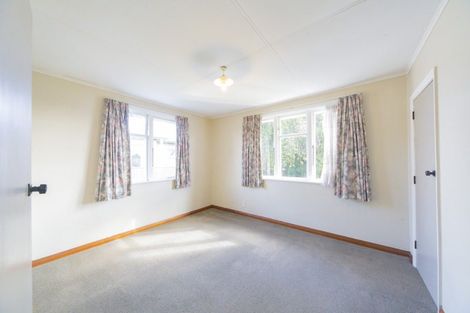 Photo of property in 2a Montrose Place, Takaro, Palmerston North, 4412