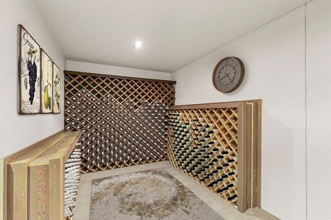 Photo of property in 19 Buckleys Track, Paremoremo, Auckland, 0632