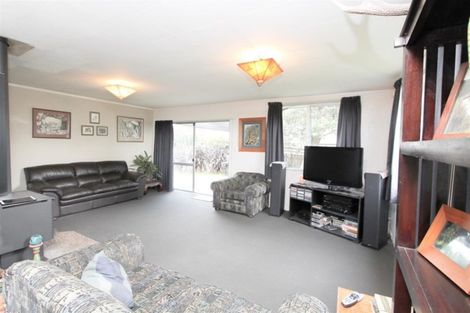 Photo of property in 2 Crystal Place, Pukehangi, Rotorua, 3015