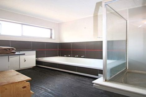 Photo of property in 32 Westbourne Avenue, Pomare, Rotorua, 3015