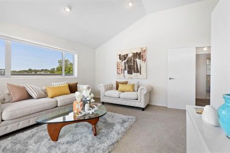 Photo of property in 1/1 Jeanette Place, Mairangi Bay, Auckland, 0630