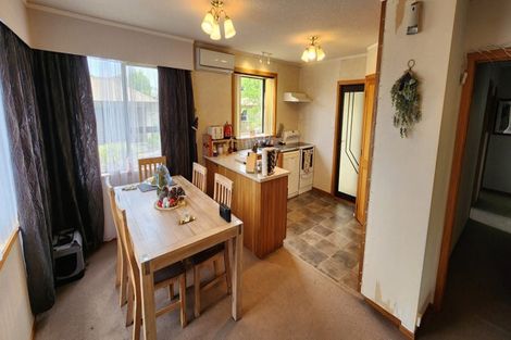 Photo of property in 103 Mangorei Road, Merrilands, New Plymouth, 4312