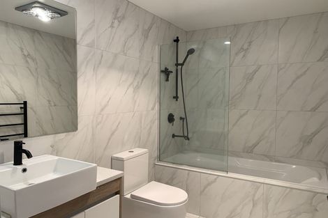 Photo of property in 115 Waekahu Road, Westgate, 0814