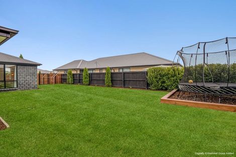 Photo of property in 10 Lewis Crescent, Rolleston, 7614