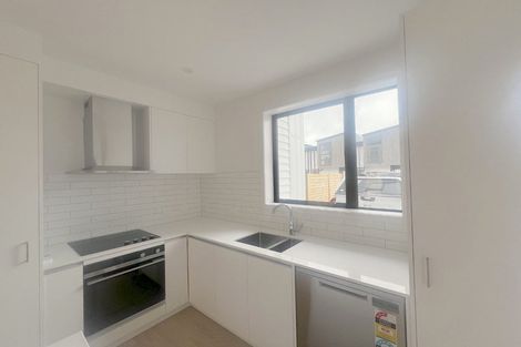 Photo of property in 10 Houhere Street, Paraparaumu, 5032