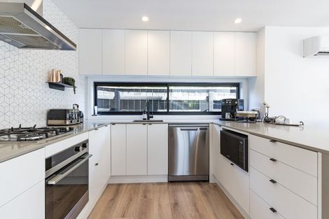 Photo of property in 164a Park Road, West End, Palmerston North, 4410