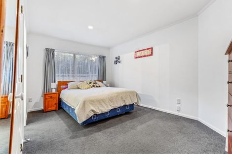 Photo of property in 16a Kokiri Street, Te Atatu South, Auckland, 0610
