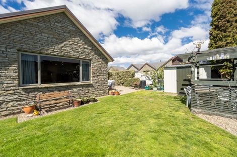 Photo of property in 35 Larch Crescent, Alexandra, 9320